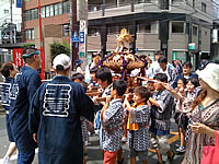 ジメジメでアヂアヂの夏祭り