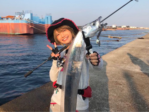 陸っぱりから攻める タチウオテンヤ シーバス釣り ソルトルアーフィッシングの爆釣速報